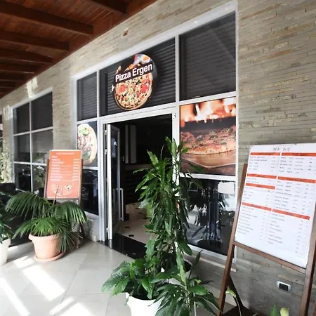 Hotel Kompleksi Ergen Rrogozhine